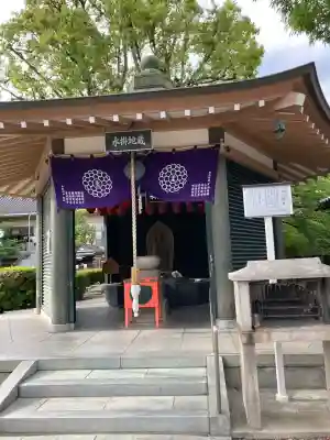 壬生寺の{uncategorized: "未分類", other: "その他", undefined: "問題あり", building: "その他建物", grave: "お墓", sacred_gate: "鳥居", guardian: "狛犬", statue: "像", buddha: "仏像", history: "歴史", nature: "自然", garden: "庭園", animal: "動物", pagoda: "塔", temizu: "手水舎", mountain_gate: "山門・神門", sanctuary: "本殿・本堂", subordinate: "末社・摂社", art: "芸術", scenery: "景色", jizo: "地蔵", ema: "絵馬", goshuin: "御朱印", omikuji: "おみくじ", items: "授与品その他", amulet: "お守り", goshuincho: "御朱印帳", eats: "食事", festival: "お祭り", votive_dance: "神楽", shichigosan: "七五三参", wedding: "結婚式", experience: "体験その他", initially: "初詣", around: "周辺", anti_infection: "感染症対策"}