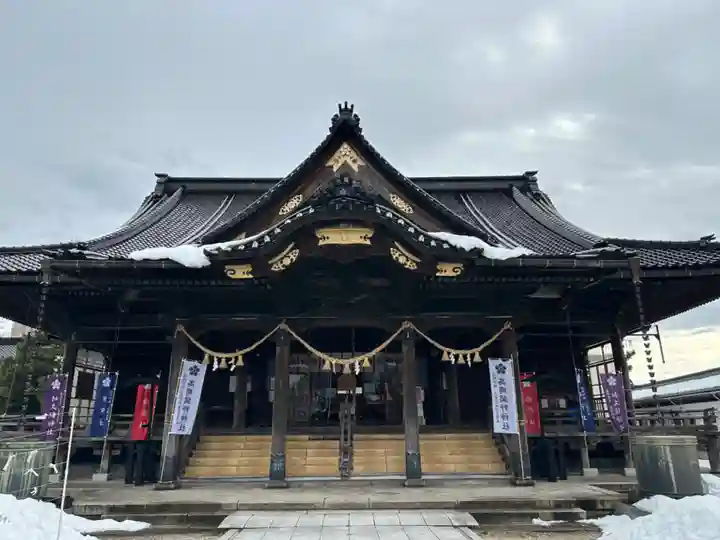 高岡関野神社の本殿・本堂