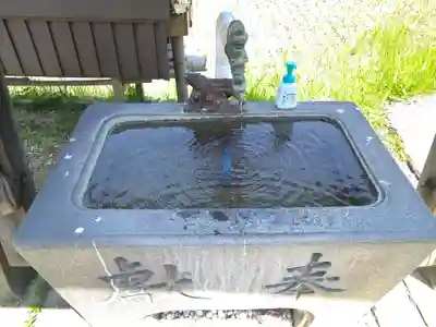 田倉牛神社の手水舎