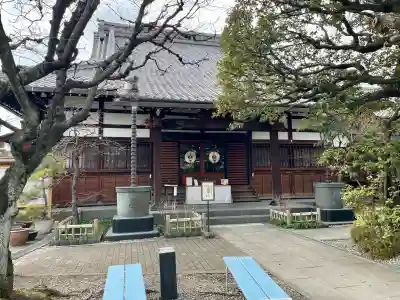 永稱寺の{uncategorized: "未分類", other: "その他", undefined: "問題あり", building: "その他建物", grave: "お墓", sacred_gate: "鳥居", guardian: "狛犬", statue: "像", buddha: "仏像", history: "歴史", nature: "自然", garden: "庭園", animal: "動物", pagoda: "塔", temizu: "手水舎", mountain_gate: "山門・神門", sanctuary: "本殿・本堂", subordinate: "末社・摂社", art: "芸術", scenery: "景色", jizo: "地蔵", ema: "絵馬", goshuin: "御朱印", omikuji: "おみくじ", items: "授与品その他", amulet: "お守り", goshuincho: "御朱印帳", eats: "食事", festival: "お祭り", votive_dance: "神楽", shichigosan: "七五三参", wedding: "結婚式", experience: "体験その他", initially: "初詣", around: "周辺", anti_infection: "感染症対策"}