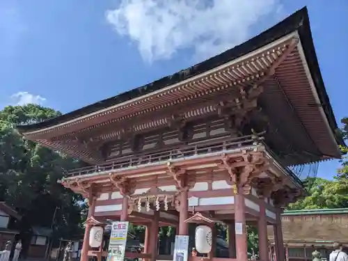 津島神社の山門・神門