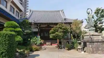 瑞泰寺の本殿・本堂