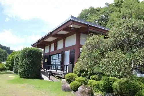 延立寺の本殿・本堂