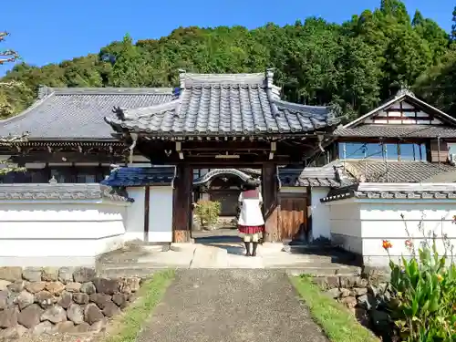 最乘寺（最乗寺）の山門・神門