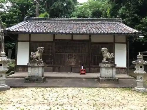 志貴御縣坐神社の本殿