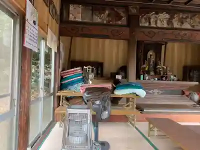 薬師堂の本殿・本堂