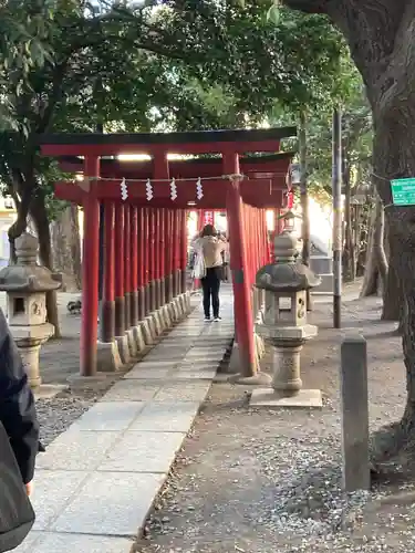 花園神社の鳥居