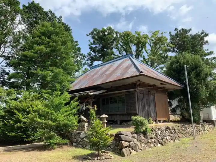 諏訪神社の本殿・本堂