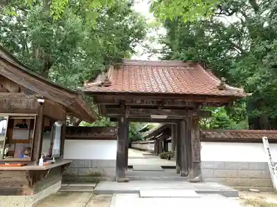 医王寺の山門・神門