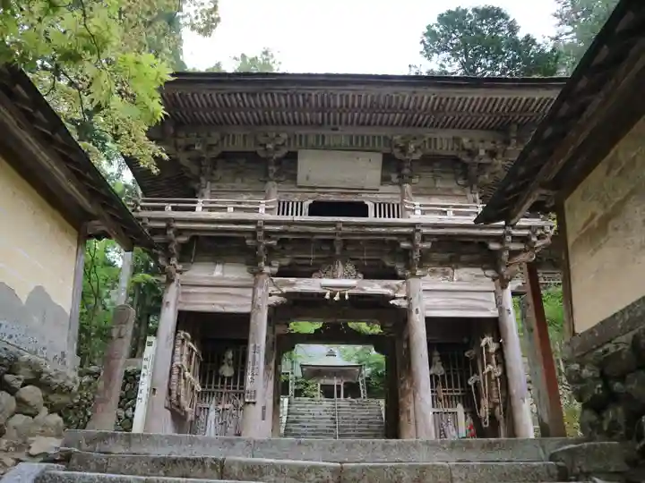 横蔵寺の山門・神門