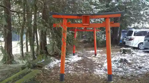 朝日稲荷神社の鳥居