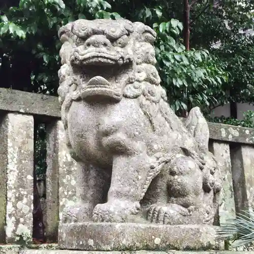 稲取八幡神社の狛犬