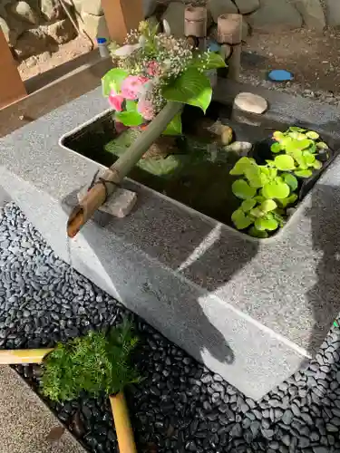 高司神社〜むすびの神の鎮まる社〜の手水