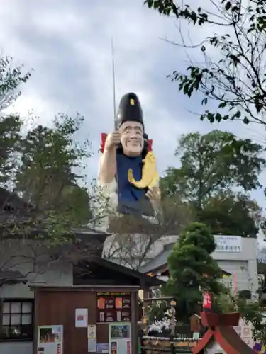 大前神社の像