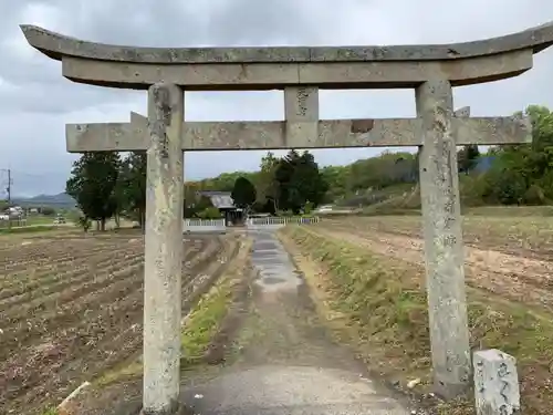 天神社の鳥居