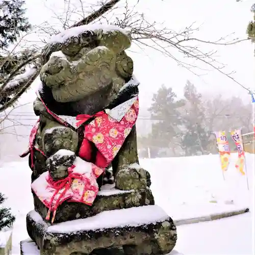 高司神社〜むすびの神の鎮まる社〜の狛犬