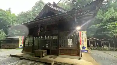 萩日吉神社の本殿・本堂