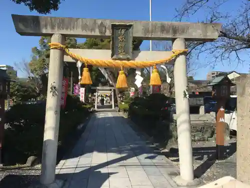 伊奴神社の鳥居