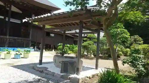 長福寺の手水舎