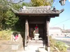 鳳出観音教会の地蔵