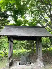 旧信濃神社の手水