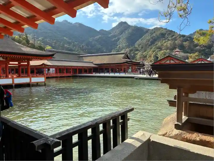 厳島神社(広島県)