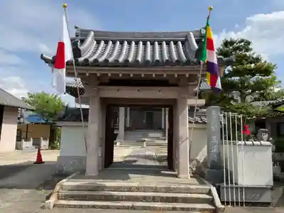 萬溪寺（万渓寺）の山門・神門
