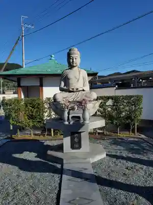 安養院の像