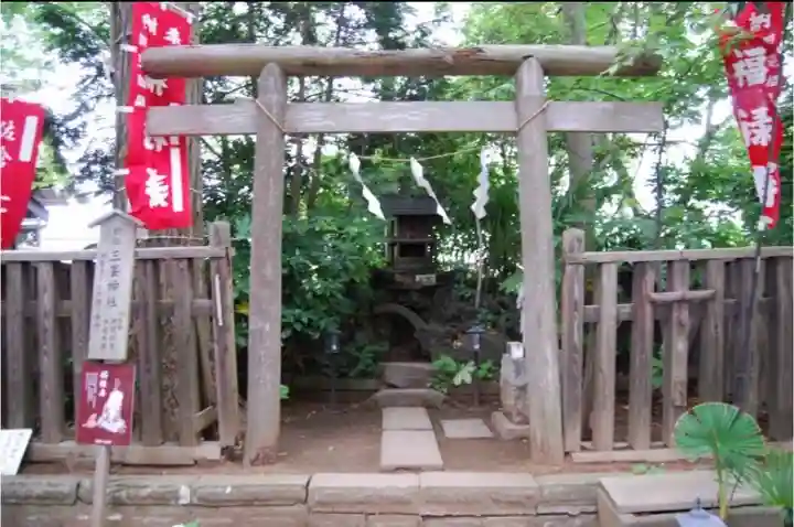 麻賀多神社の末社・摂社