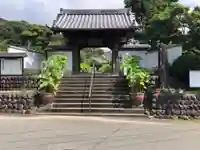 香勝寺の山門・神門