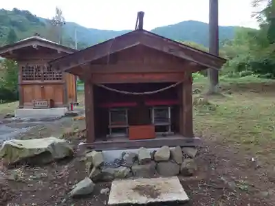 石楯尾神社の末社・摂社
