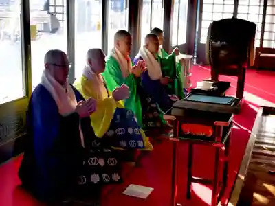 埼玉厄除け開運大師・龍泉寺（切り絵御朱印発祥の寺）(埼玉県)