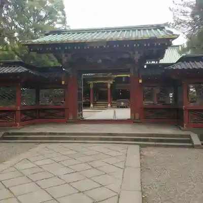 根津神社の山門・神門