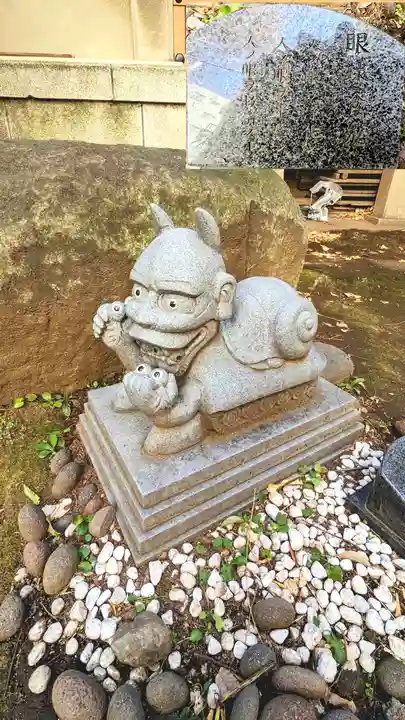 稲荷鬼王神社の像