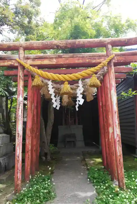 加賀神社の鳥居