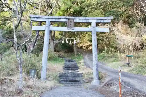 瀧神社（都農神社末社（奥宮））の鳥居