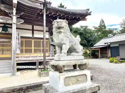 丸山神社の狛犬