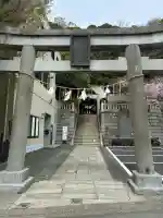根岸八幡神社の{uncategorized: "未分類", other: "その他", undefined: "問題あり", building: "その他建物", grave: "お墓", sacred_gate: "鳥居", guardian: "狛犬", statue: "像", buddha: "仏像", history: "歴史", nature: "自然", garden: "庭園", animal: "動物", pagoda: "塔", temizu: "手水舎", mountain_gate: "山門・神門", sanctuary: "本殿・本堂", subordinate: "末社・摂社", art: "芸術", scenery: "景色", jizo: "地蔵", ema: "絵馬", goshuin: "御朱印", omikuji: "おみくじ", items: "授与品その他", amulet: "お守り", goshuincho: "御朱印帳", eats: "食事", festival: "お祭り", votive_dance: "神楽", shichigosan: "七五三参", wedding: "結婚式", experience: "体験その他", initially: "初詣", around: "周辺", anti_infection: "感染症対策"}
