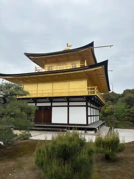 鹿苑寺(金閣寺)の{uncategorized: "未分類", other: "その他", undefined: "問題あり", building: "その他建物", grave: "お墓", sacred_gate: "鳥居", guardian: "狛犬", statue: "像", buddha: "仏像", history: "歴史", nature: "自然", garden: "庭園", animal: "動物", pagoda: "塔", temizu: "手水舎", mountain_gate: "山門・神門", sanctuary: "本殿・本堂", subordinate: "末社・摂社", art: "芸術", scenery: "景色", jizo: "地蔵", ema: "絵馬", goshuin: "御朱印", omikuji: "おみくじ", items: "授与品その他", amulet: "お守り", goshuincho: "御朱印帳", eats: "食事", festival: "お祭り", votive_dance: "神楽", shichigosan: "七五三参", wedding: "結婚式", experience: "体験その他", initially: "初詣", around: "周辺", anti_infection: "感染症対策"}