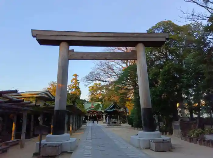 越ヶ谷久伊豆神社の鳥居