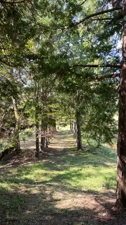 鬼死骸八幡神社の周辺