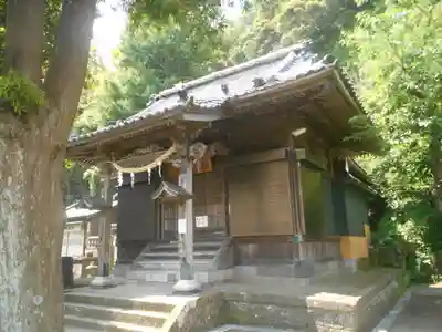白髭神社の本殿・本堂