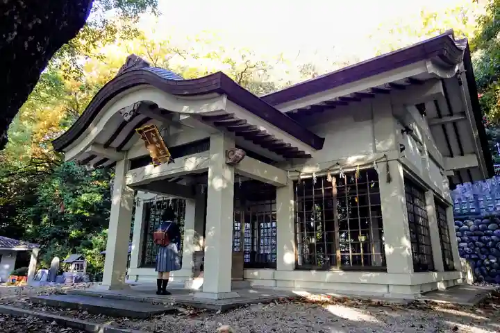 八事神社の本殿・本堂