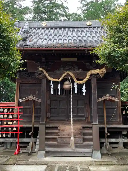 磐根神社の本殿・本堂