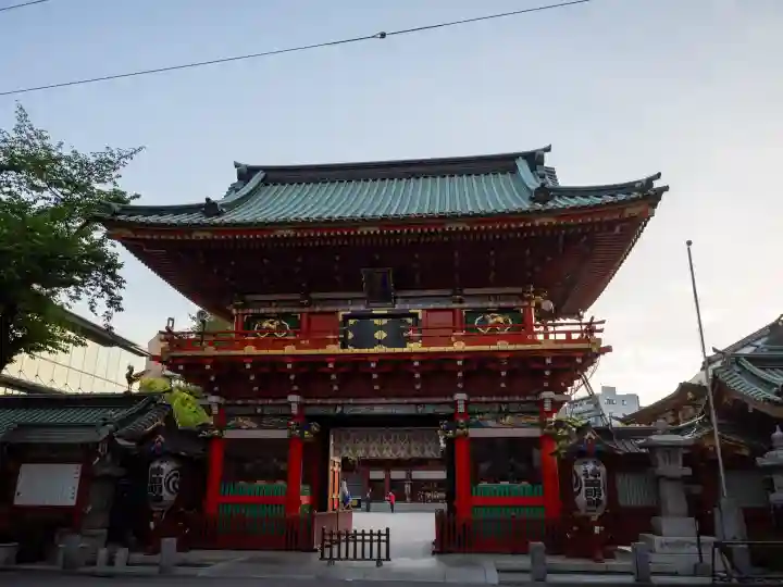 神田神社(神田明神)の{uncategorized: "未分類", other: "その他", undefined: "問題あり", building: "その他建物", grave: "お墓", sacred_gate: "鳥居", guardian: "狛犬", statue: "像", buddha: "仏像", history: "歴史", nature: "自然", garden: "庭園", animal: "動物", pagoda: "塔", temizu: "手水舎", mountain_gate: "山門・神門", sanctuary: "本殿・本堂", subordinate: "末社・摂社", art: "芸術", scenery: "景色", jizo: "地蔵", ema: "絵馬", goshuin: "御朱印", omikuji: "おみくじ", items: "授与品その他", amulet: "お守り", goshuincho: "御朱印帳", eats: "食事", festival: "お祭り", votive_dance: "神楽", shichigosan: "七五三参", wedding: "結婚式", experience: "体験その他", initially: "初詣", around: "周辺", anti_infection: "感染症対策"}