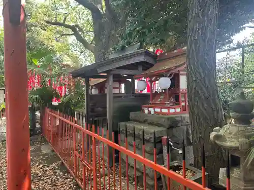 笠䅣稲荷神社の{uncategorized: "未分類", other: "その他", undefined: "問題あり", building: "その他建物", grave: "お墓", sacred_gate: "鳥居", guardian: "狛犬", statue: "像", buddha: "仏像", history: "歴史", nature: "自然", garden: "庭園", animal: "動物", pagoda: "塔", temizu: "手水舎", mountain_gate: "山門・神門", sanctuary: "本殿・本堂", subordinate: "末社・摂社", art: "芸術", scenery: "景色", jizo: "地蔵", ema: "絵馬", goshuin: "御朱印", omikuji: "おみくじ", items: "授与品その他", amulet: "お守り", goshuincho: "御朱印帳", eats: "食事", festival: "お祭り", votive_dance: "神楽", shichigosan: "七五三参", wedding: "結婚式", experience: "体験その他", initially: "初詣", around: "周辺", anti_infection: "感染症対策"}