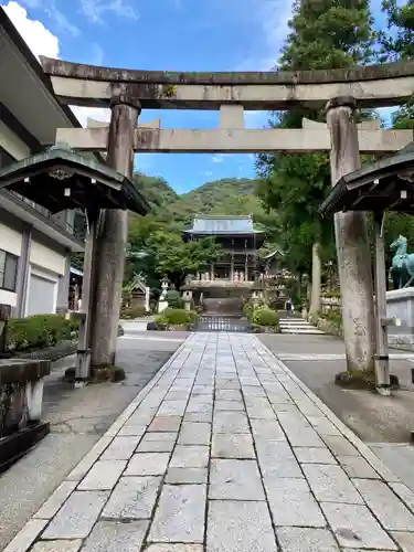 伊奈波神社の鳥居