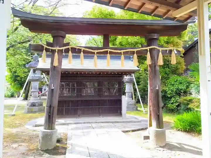 八幡社(栄生八幡社)の鳥居