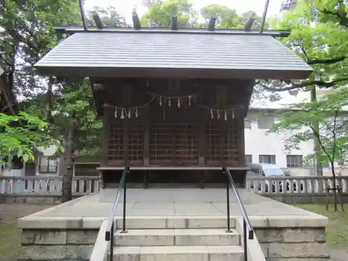 川口神社の本殿