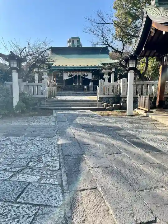 新宿下落合氷川神社の{uncategorized: "未分類", other: "その他", undefined: "問題あり", building: "その他建物", grave: "お墓", sacred_gate: "鳥居", guardian: "狛犬", statue: "像", buddha: "仏像", history: "歴史", nature: "自然", garden: "庭園", animal: "動物", pagoda: "塔", temizu: "手水舎", mountain_gate: "山門・神門", sanctuary: "本殿・本堂", subordinate: "末社・摂社", art: "芸術", scenery: "景色", jizo: "地蔵", ema: "絵馬", goshuin: "御朱印", omikuji: "おみくじ", items: "授与品その他", amulet: "お守り", goshuincho: "御朱印帳", eats: "食事", festival: "お祭り", votive_dance: "神楽", shichigosan: "七五三参", wedding: "結婚式", experience: "体験その他", initially: "初詣", around: "周辺", anti_infection: "感染症対策"}
